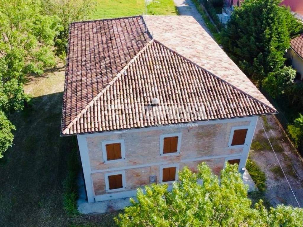 Villa a Bomporto in Via Panaria Bassa 54 - Foto 4