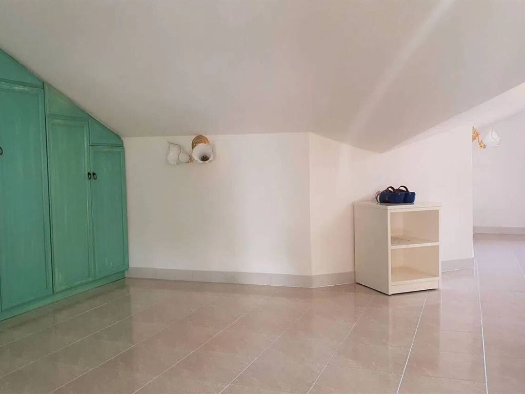 Villetta a schiera a Cagliari in Via Johannes Keplero S.N.C. - Foto 5