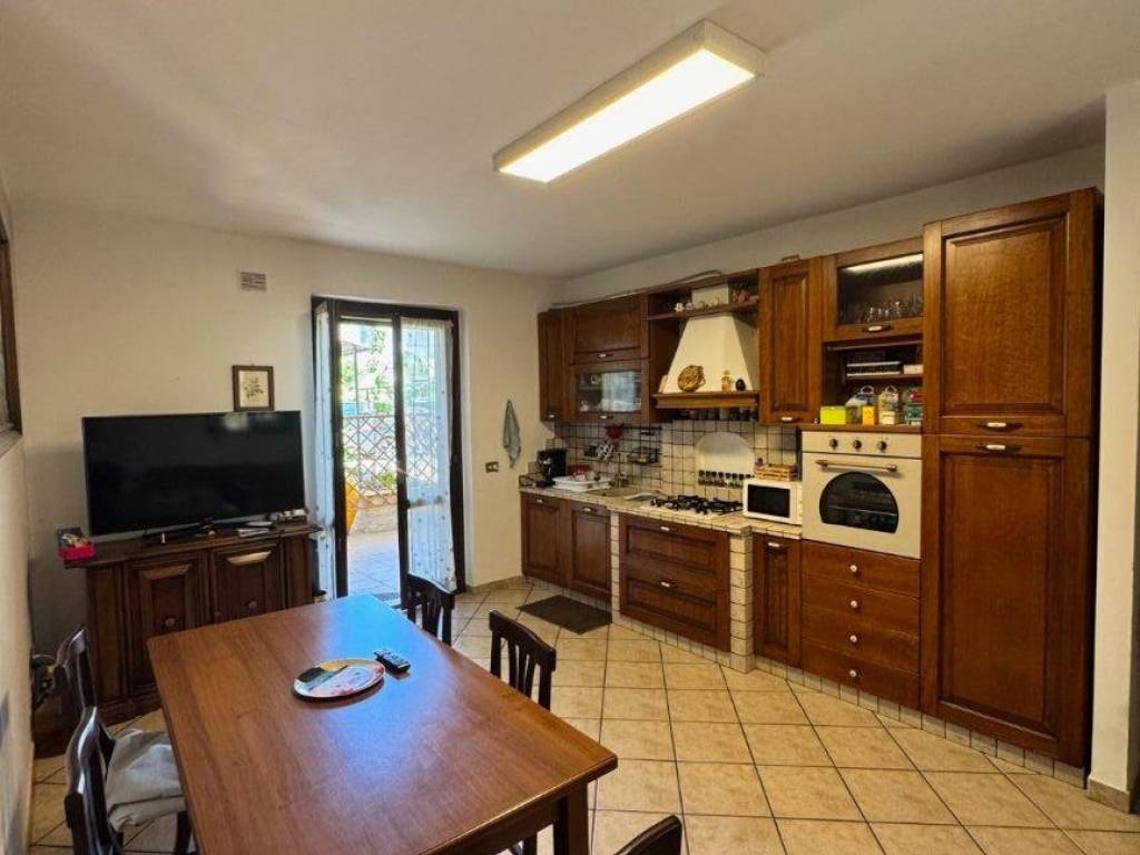 Appartamento a Bastia umbra in Via 1 Maggio - Foto 5