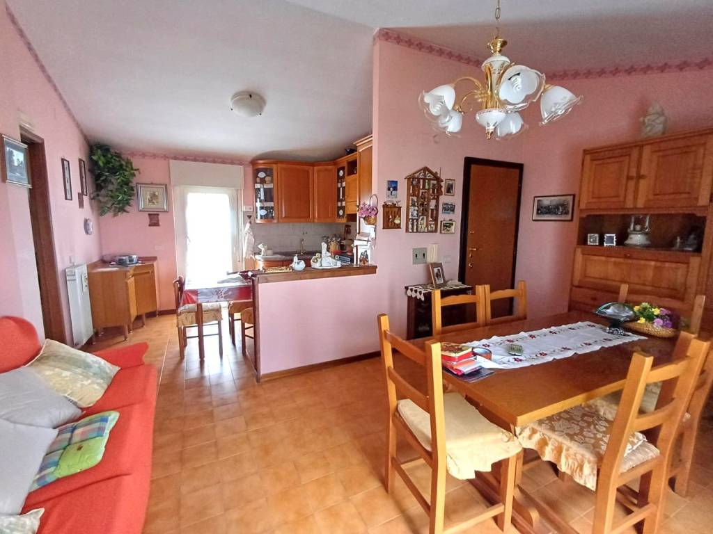 Attico / mansarda a Caprarola in Via Amedeo Bartoloni - Foto 5