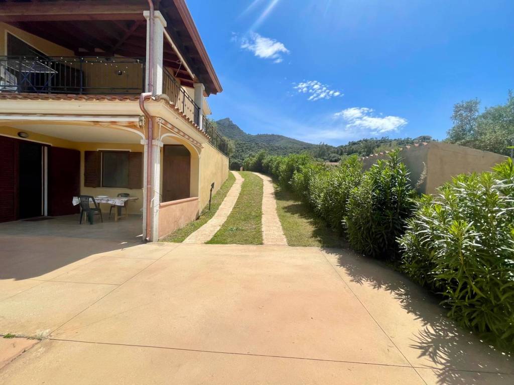 Villa a Torpè in Via Monte Nurres - Foto 3