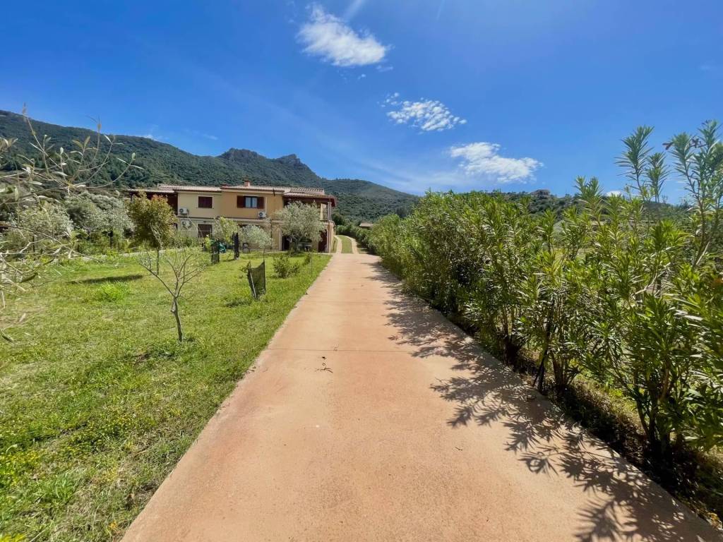 Villa a Torpè in Via Monte Nurres - Foto 4