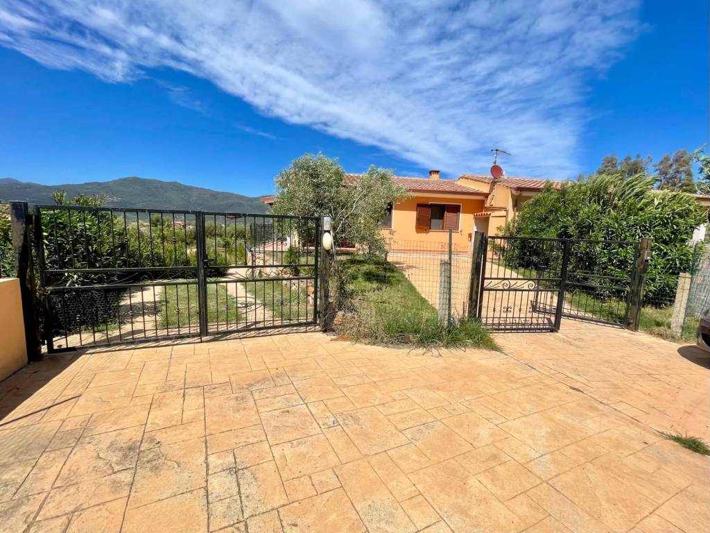 Villa a Torpè in Via Monte Nurres - Foto 5