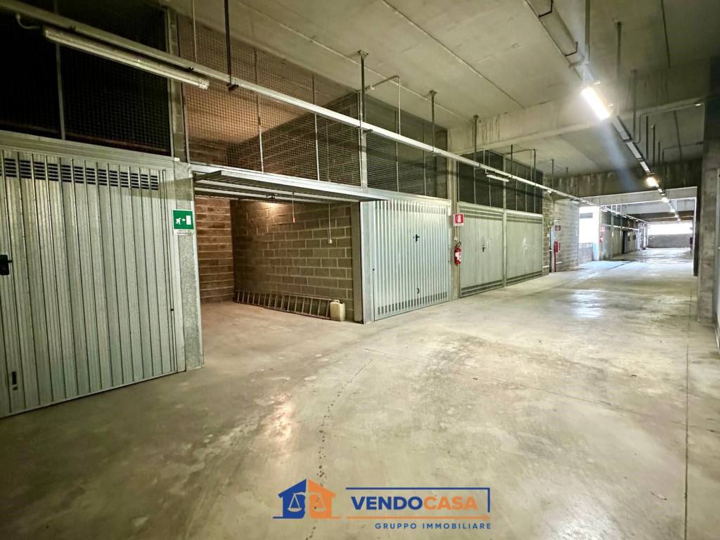 Box / garage a Loano in Via Monte Pasubio - Foto 2