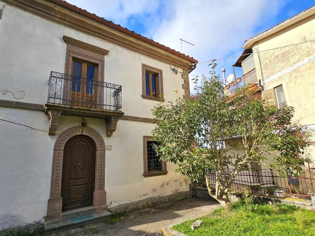 Casa indipendente a Soriano nel cimino in Via Vittorio Emanuele III - Foto 2