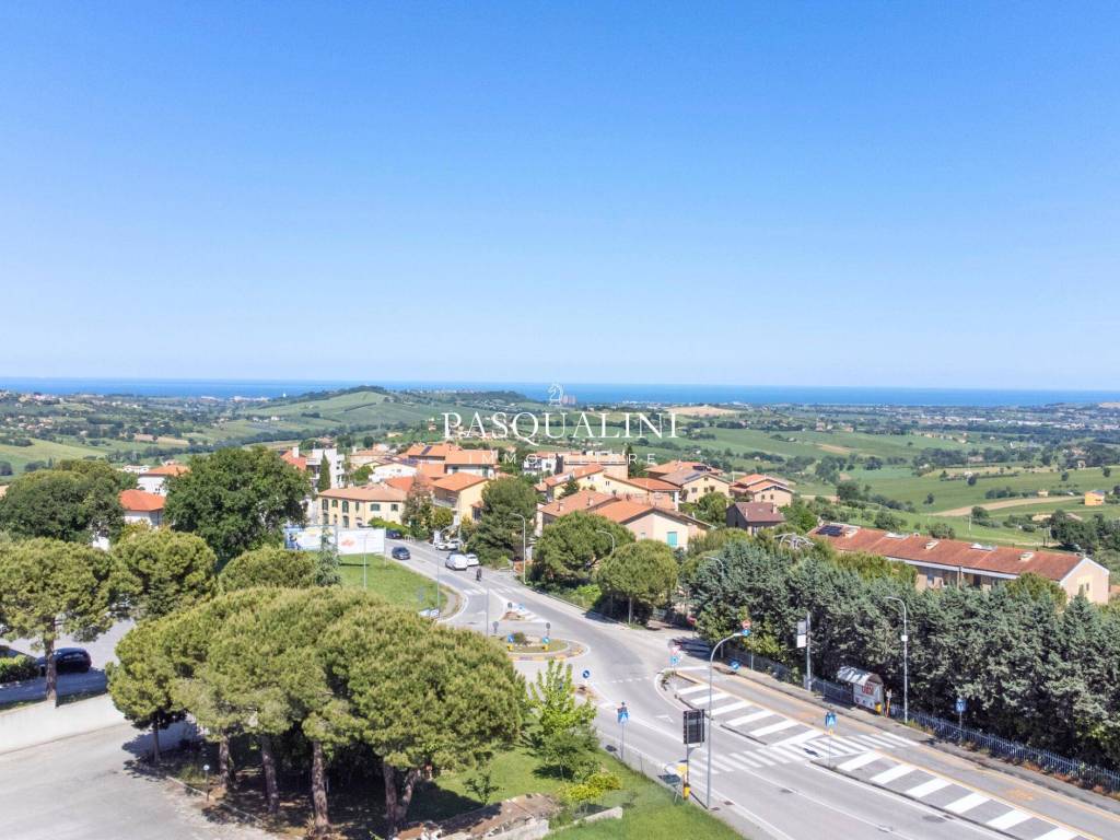 Casa indipendente a Recanati in Viale Enrico Mattei - Foto 2