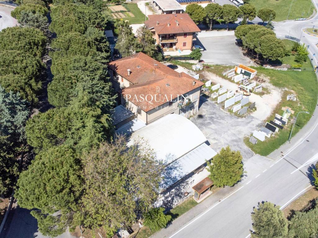 Casa indipendente a Recanati in Viale Enrico Mattei - Foto 5