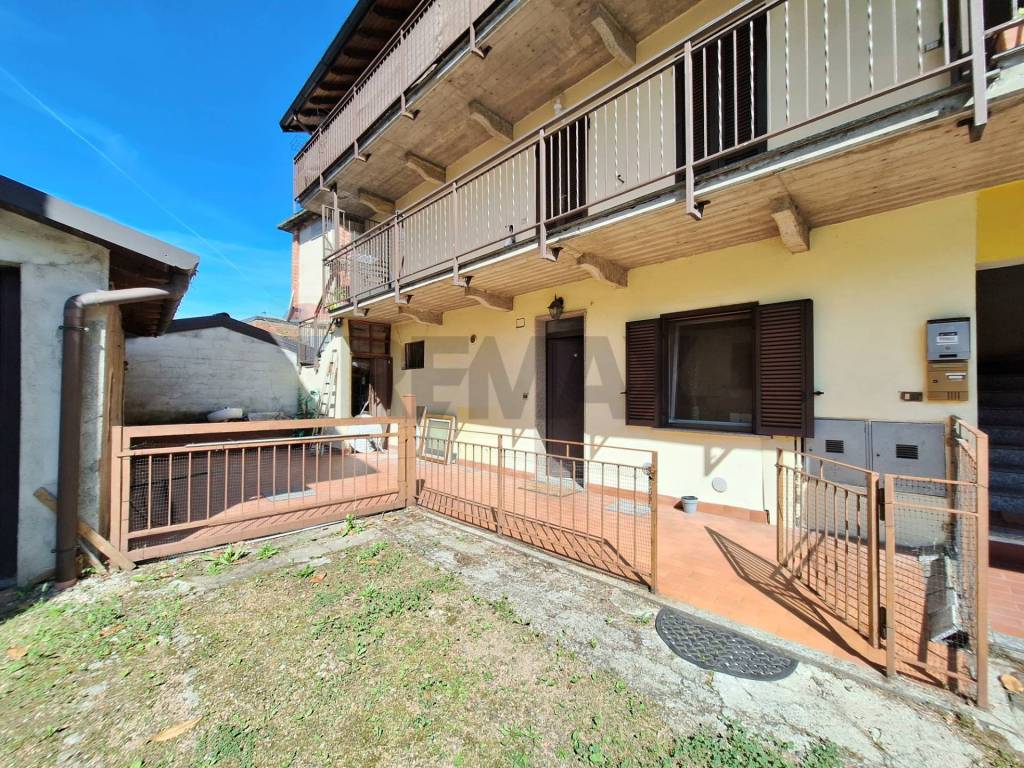 Appartamento a Brebbia in via Piave, 3 - Foto 2