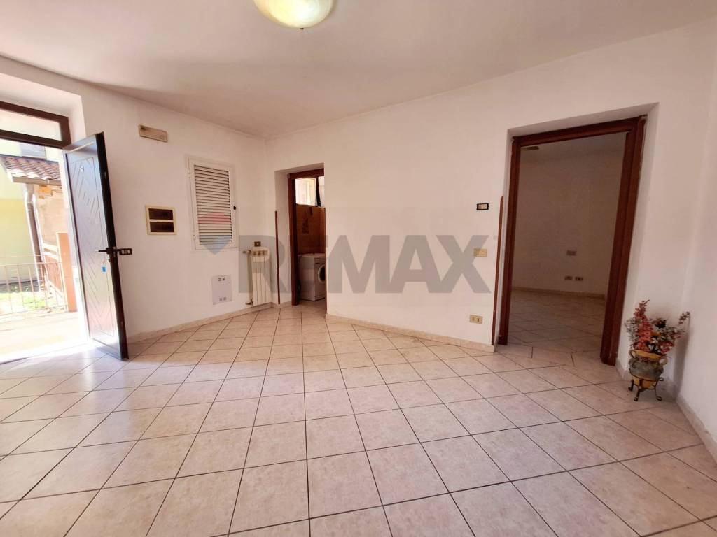 Appartamento a Brebbia in via Piave, 3 - Foto 5