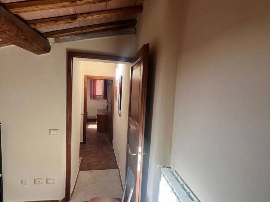 Appartamento a Terni in App. Piediluco in affitto in via di mezzo , 23 - Foto 2