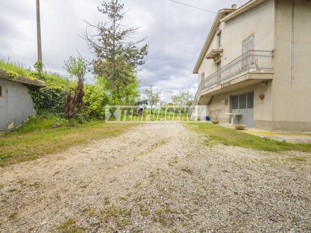 Casa indipendente a Corridonia in Contrada Bore Chienti - Foto 2