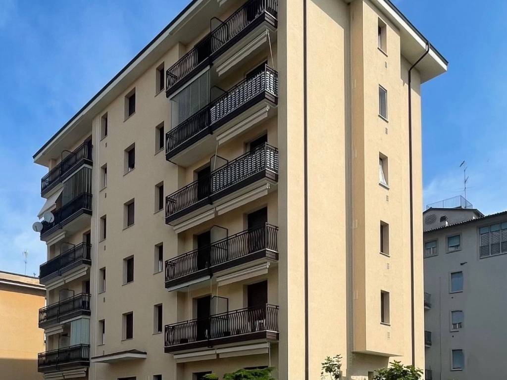 Appartamento a Lodi in Via Lago di Garda - Foto 2
