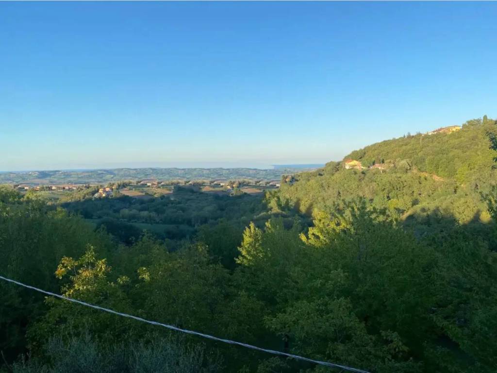 Appartamento a Mombaroccio in Via Riccardo Zandonai - Foto 2