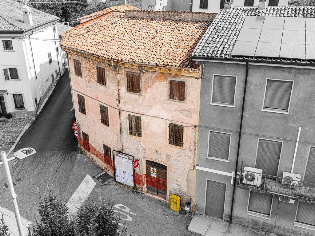 Rustico / casale a Soave in Piazza Salvo d'Acquisto, 11 - Foto 3