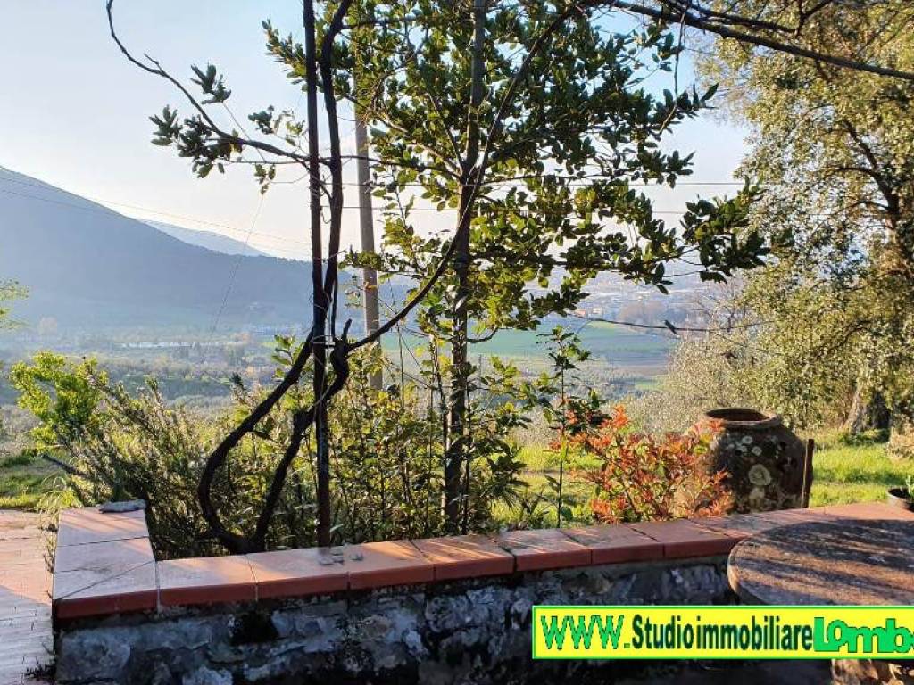 Villa a Montemurlo in Via della Rocca - Foto 2