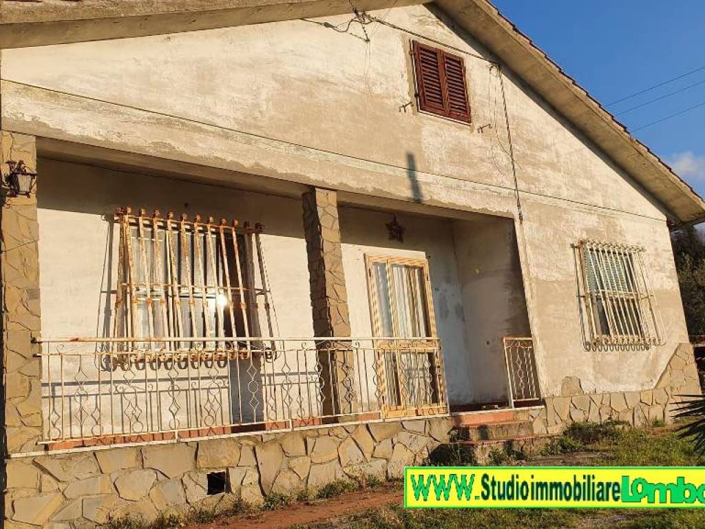 Villa a Montemurlo in Via della Rocca - Foto 3