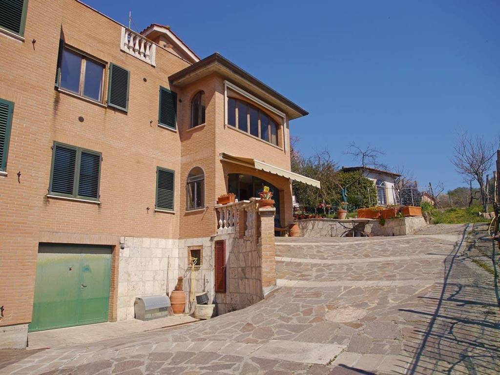 Villa a Castelnuovo berardenga in LOCALITA CASTELNUOVO SCALO - Foto 4