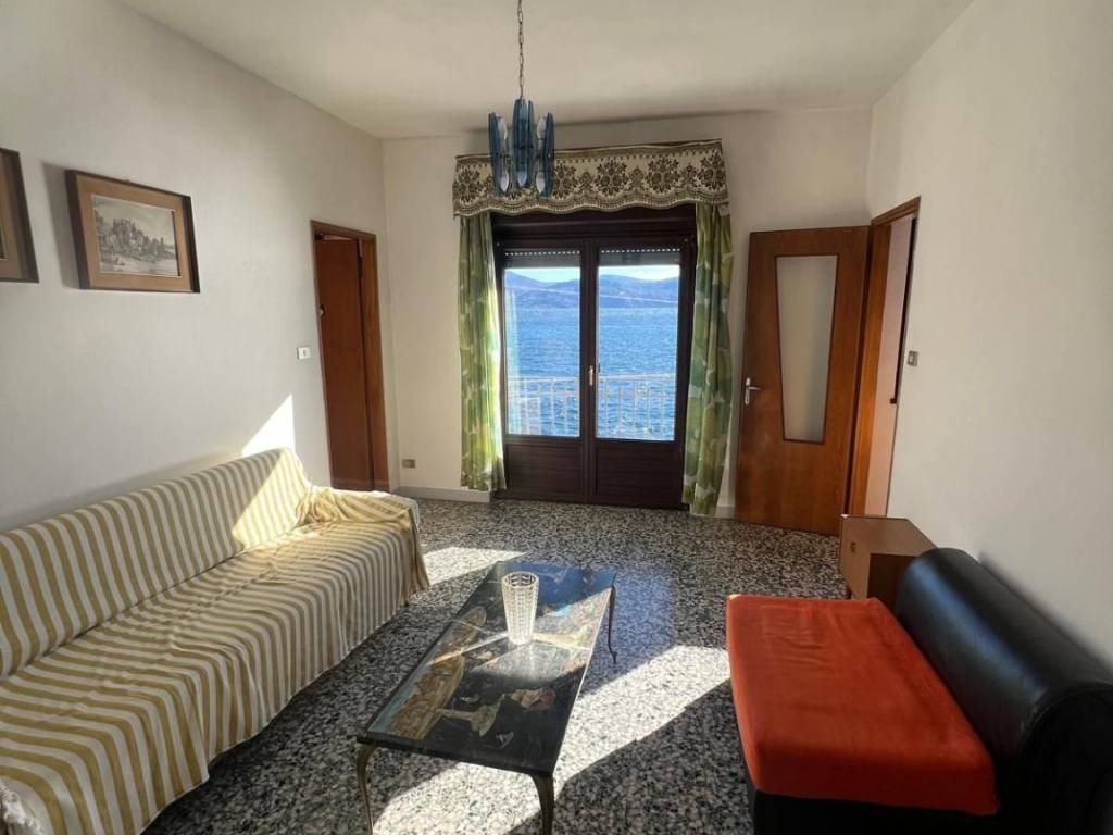 Casa indipendente a Oggebbio in Via Nazionale, 14 - Foto 5
