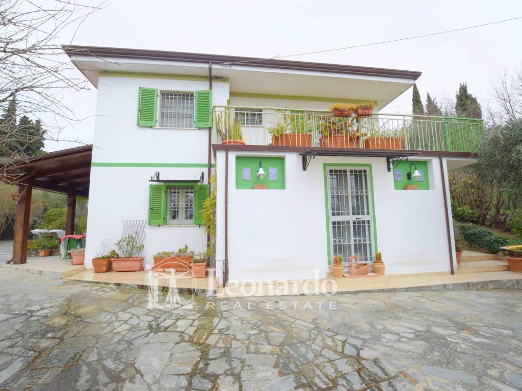 Villa a Massarosa in via Del Campisano - Foto 2