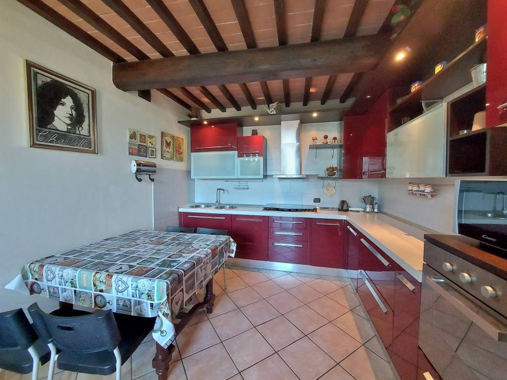 Appartamento a San gimignano in Via della Steccaia - Foto 5