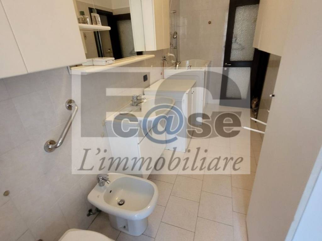 Appartamento a Monza in Via Lucania - Foto 4
