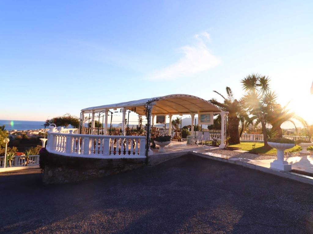 Villa a Ceriale in Via Palermo - Foto 4