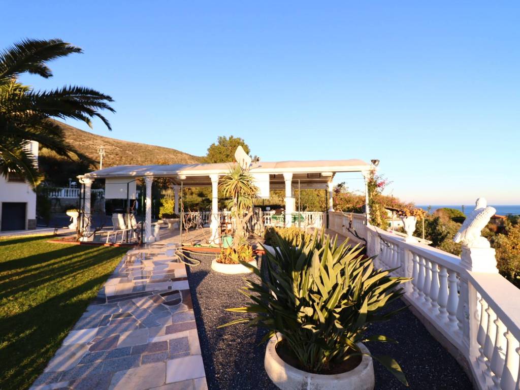 Villa a Ceriale in Via Palermo - Foto 5