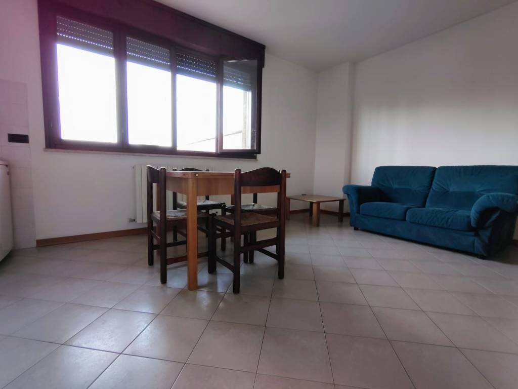 Appartamento a Reggio emilia in Via Giacomo Puccini - Foto 4