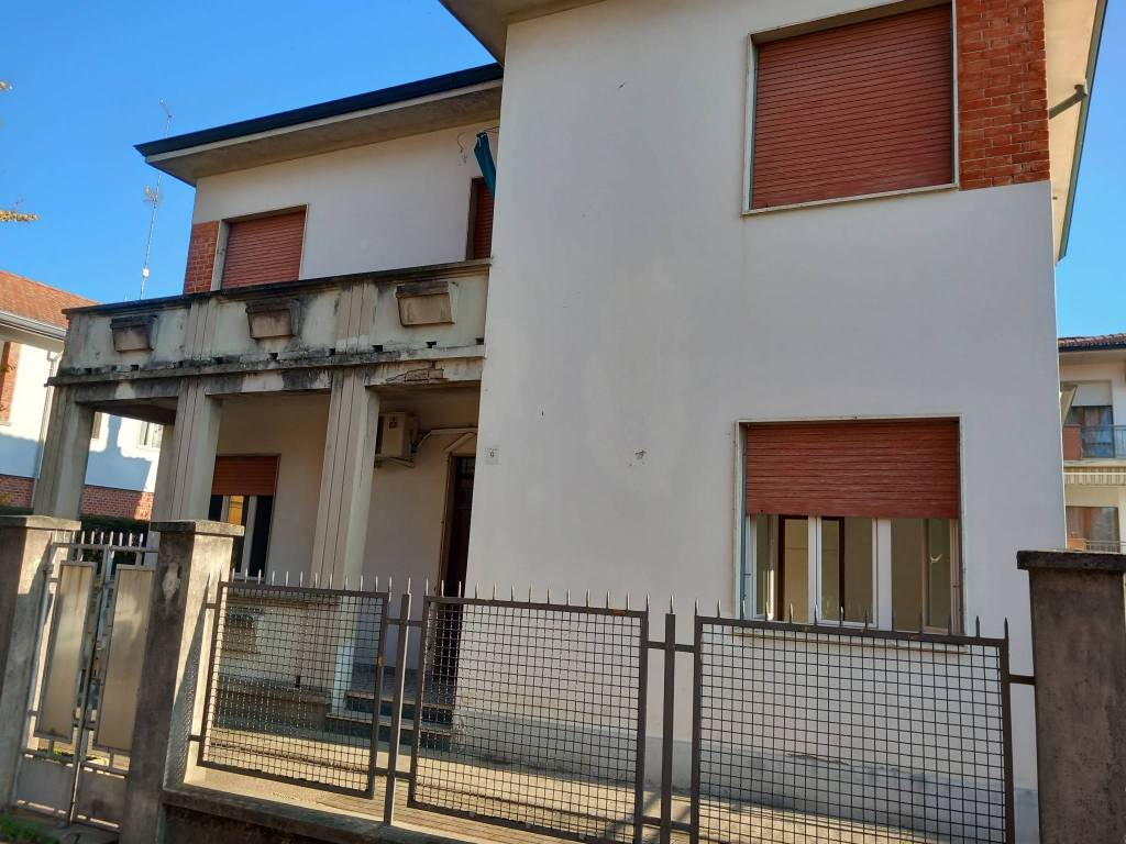 Appartamento a Fontanellato in Via L. Scotti, 9 - Foto 2