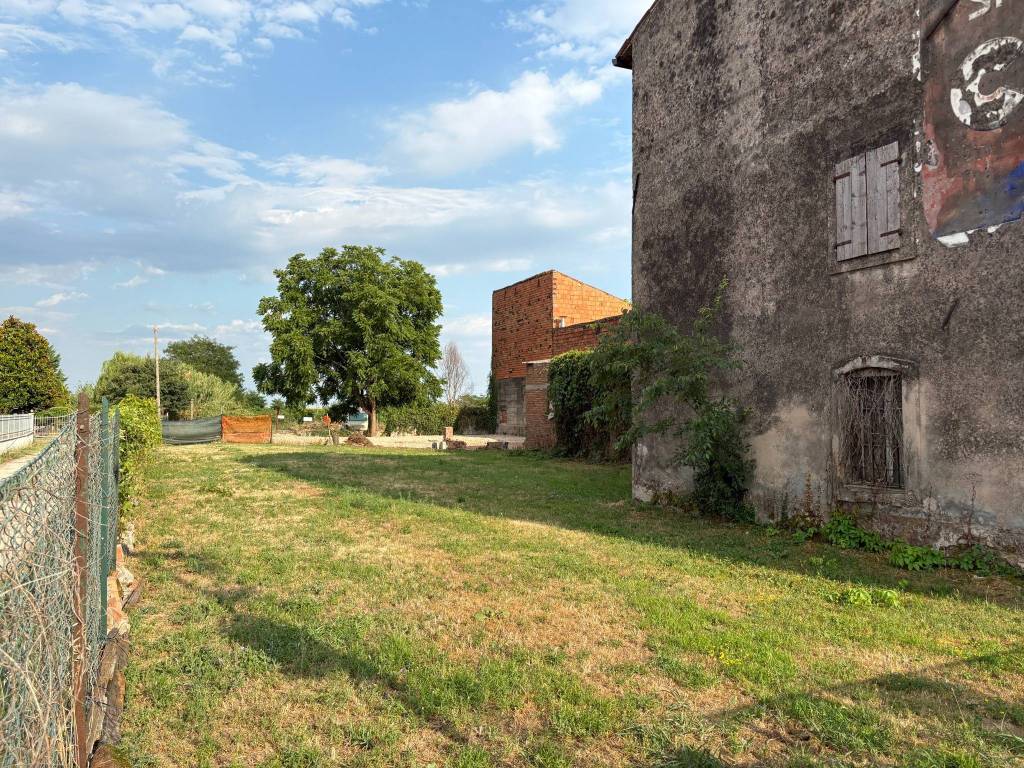 Casa indipendente a Villafranca di verona in Via Duca degli Abruzzi - Foto 4