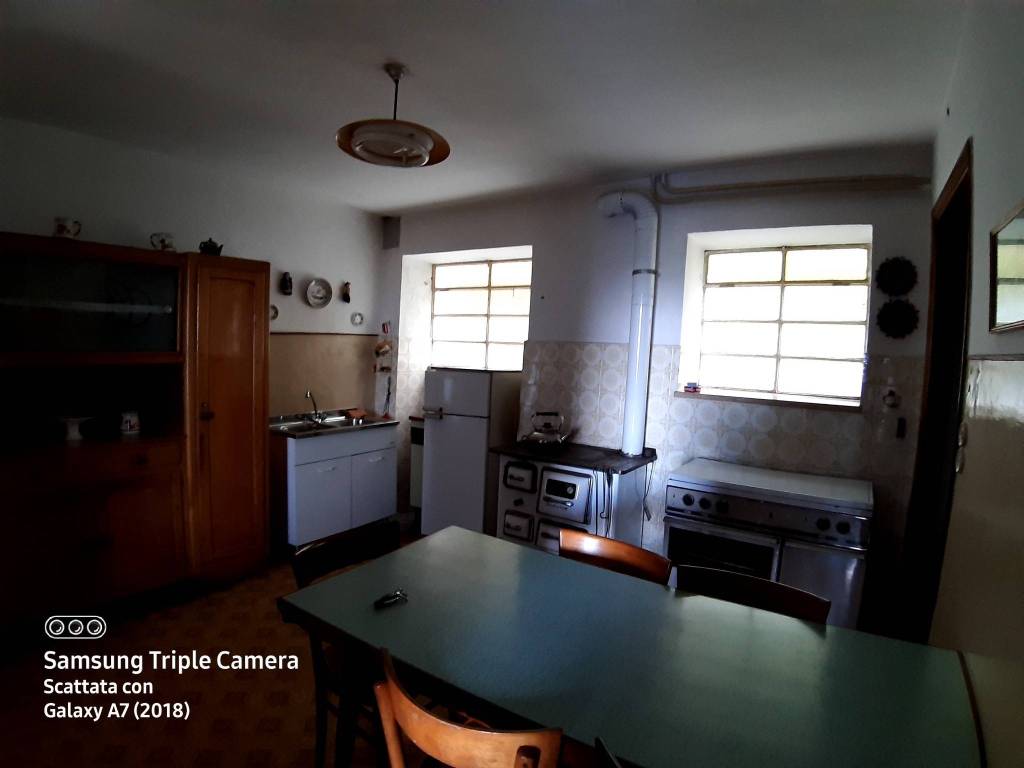 Casa indipendente a Valdilana in Borgata Ciarei - Foto 5