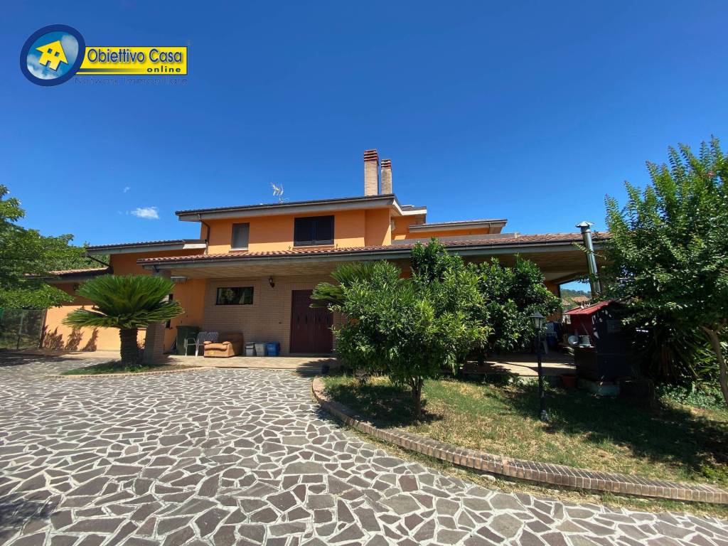 Villa a Teramo in frazione cannelli - Foto 4