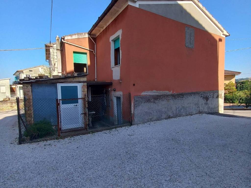 Casa indipendente a Massa fermana in Berarde, 21 - Foto 3