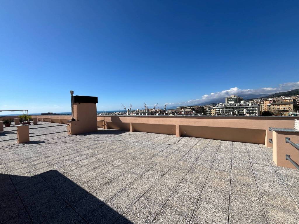 Appartamento a Genova in Via Borzoli - Foto 3