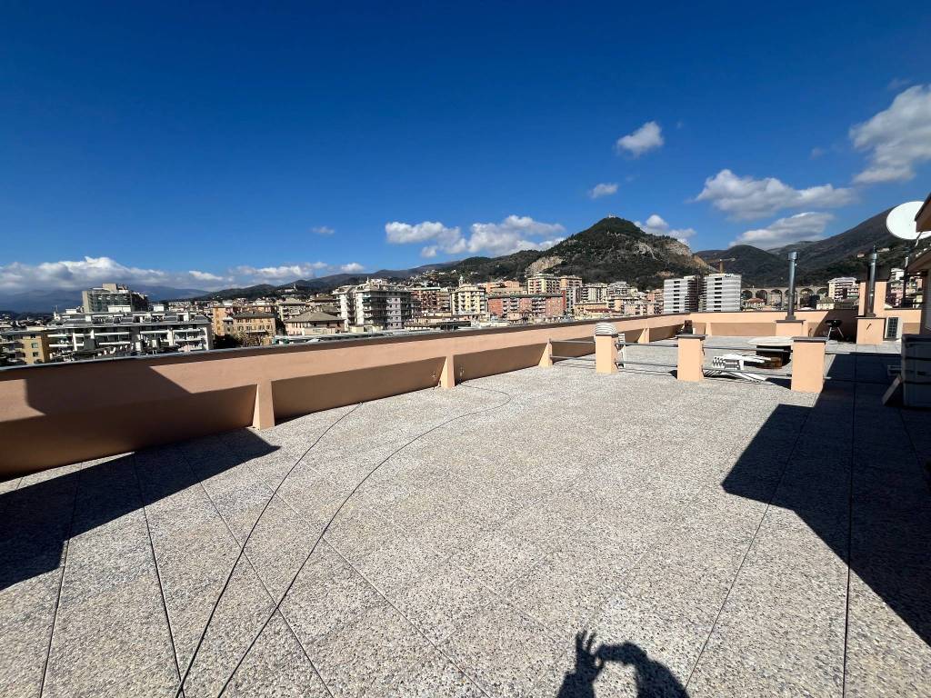 Appartamento a Genova in Via Borzoli - Foto 4
