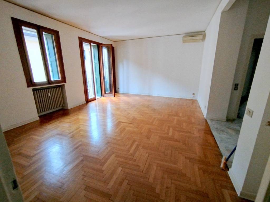 Appartamento a Padova in VIA PRATI - Foto 4