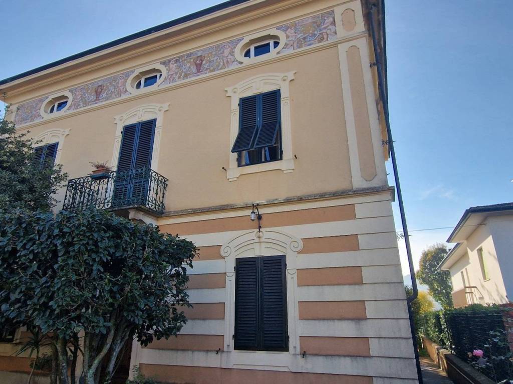 Villa a Lucca in Via di Carraia - Foto 2
