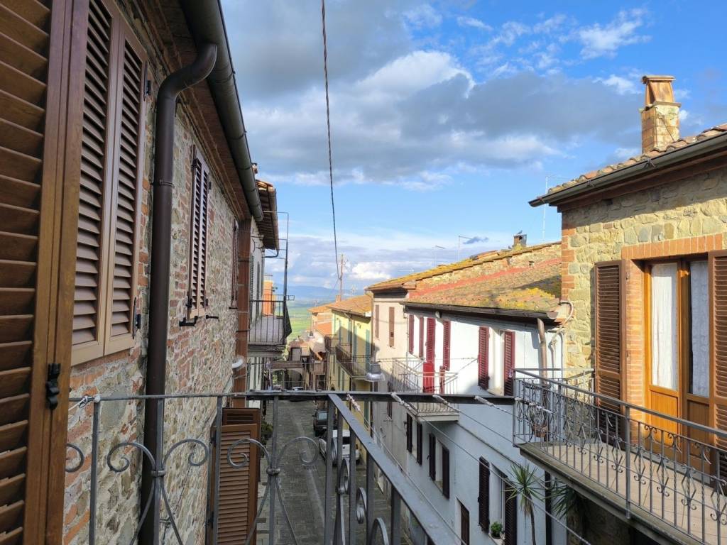 Casa indipendente a Sinalunga in Via Regina Margherita - Foto 5