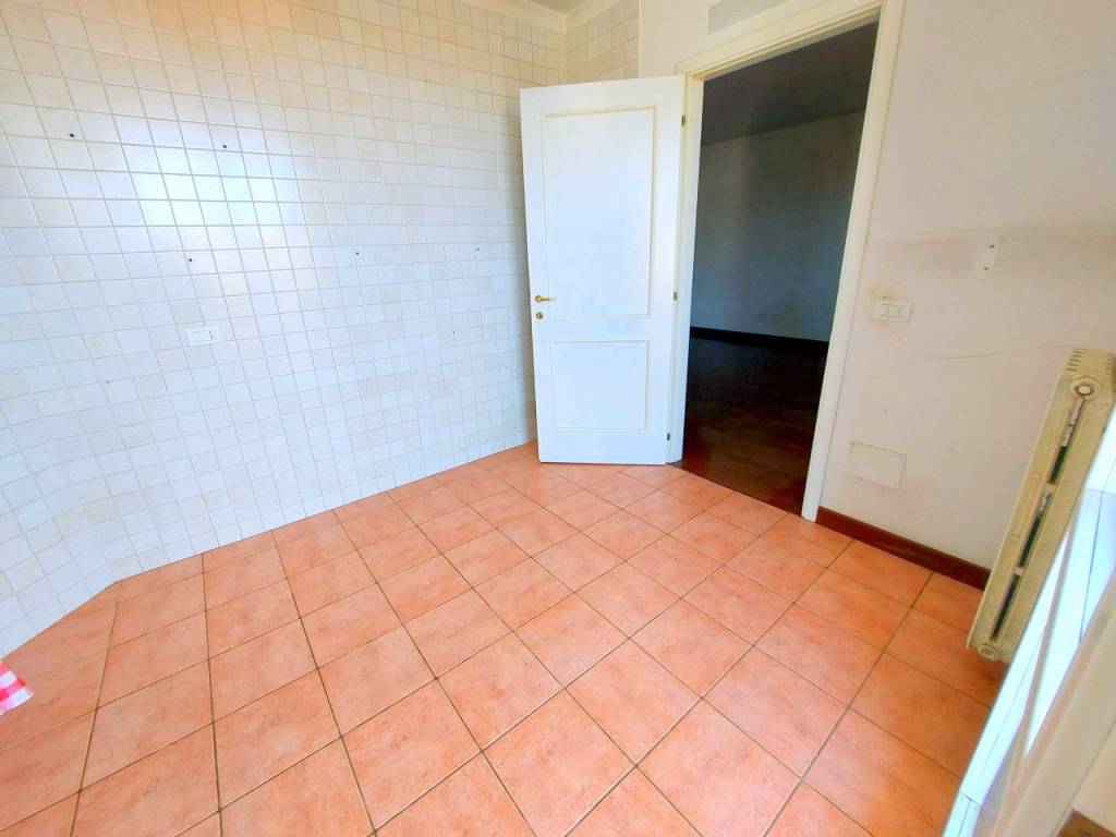 Appartamento a Padova in VIA MICHELE SANMICHELI - Foto 5