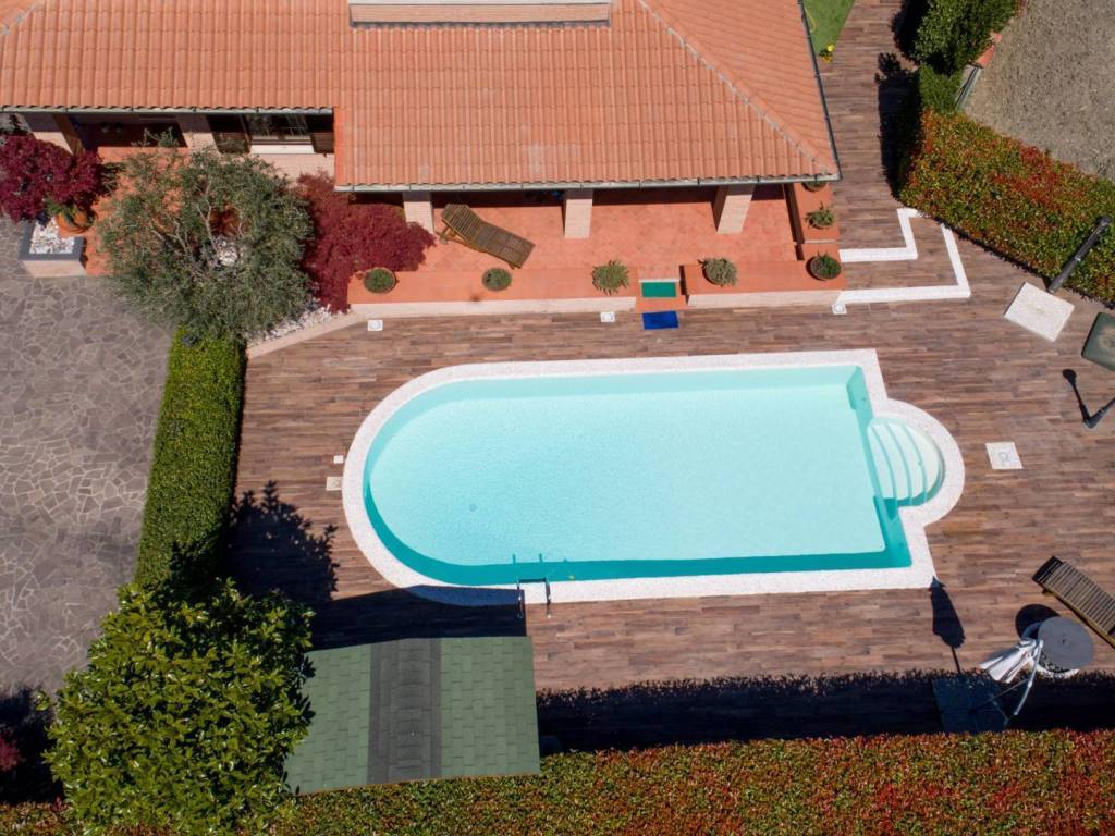 Villa a Gubbio in Via Francesco Allegrini - Foto 2