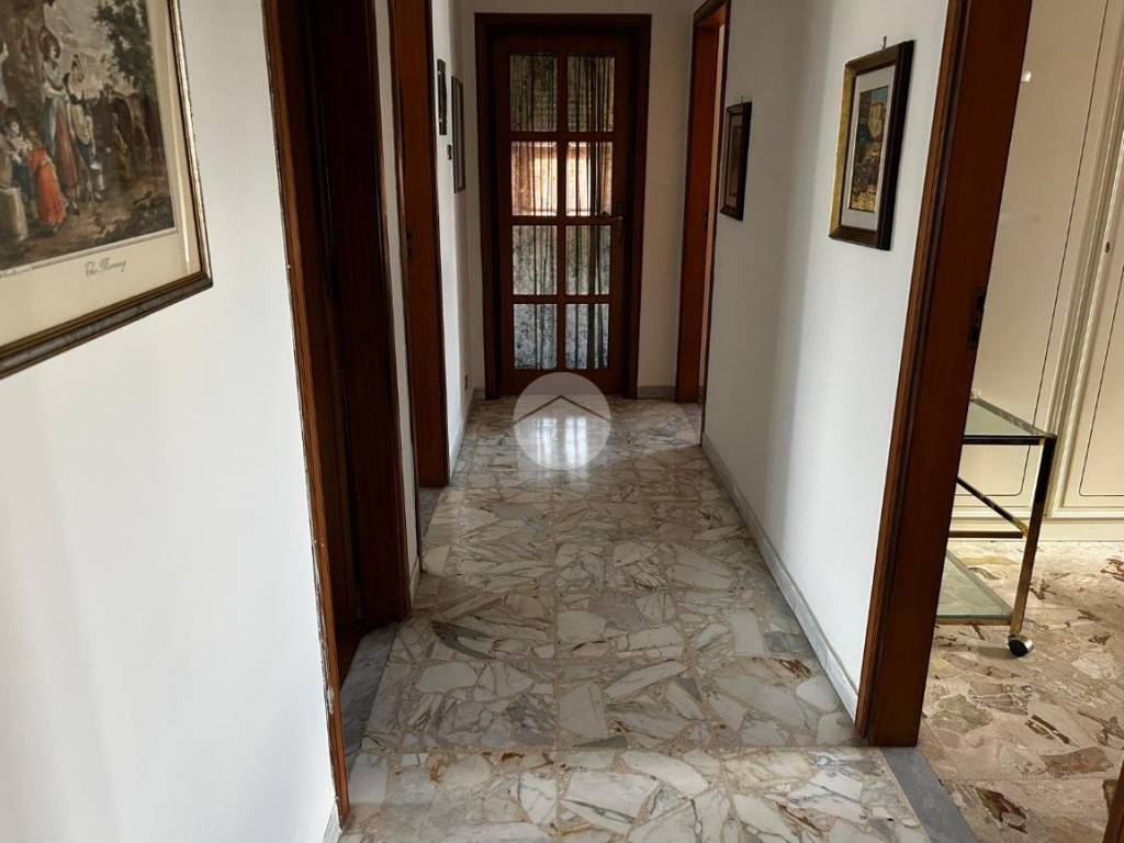 Appartamento a Cosenza in Via Tommaso Arnone Traversa Tafuri, 4 - Foto 3
