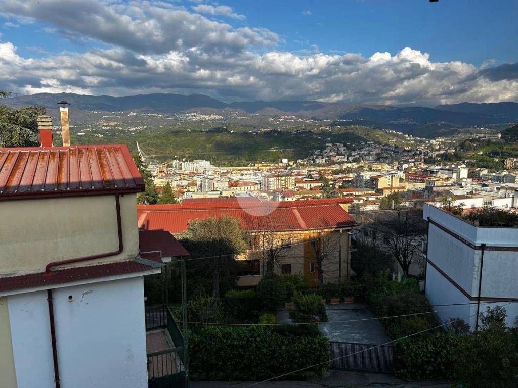 Appartamento a Cosenza in Via Tommaso Arnone Traversa Tafuri, 4 - Foto 5