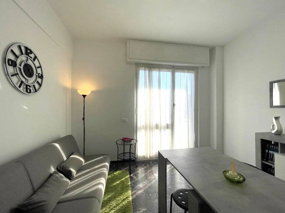 Appartamento a Spotorno in Viale Europa - Foto 2