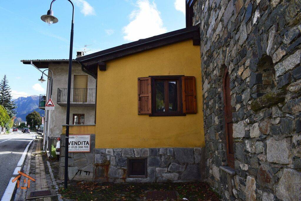 Appartamento a Challand-saint-victor in Strada regionale 45, 16 - Foto 2