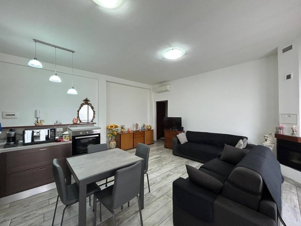 Appartamento a Lodi vecchio in Via Cavalieri di Vittorio Veneto, 4 - Foto 4