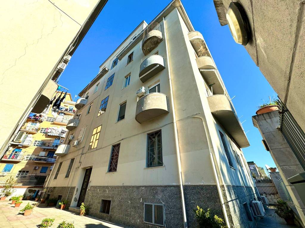 Immobile a Napoli in Via Nuova Bagnoli, 598 - Foto 2