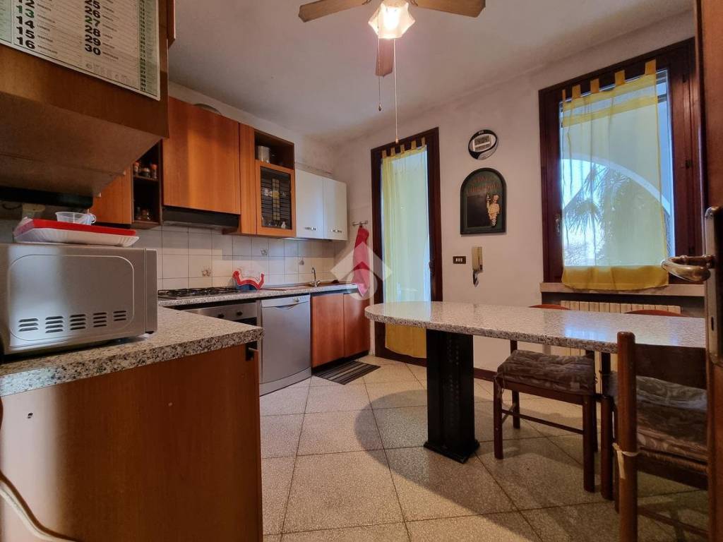 Villa a Bagnolo san vito - Foto 5