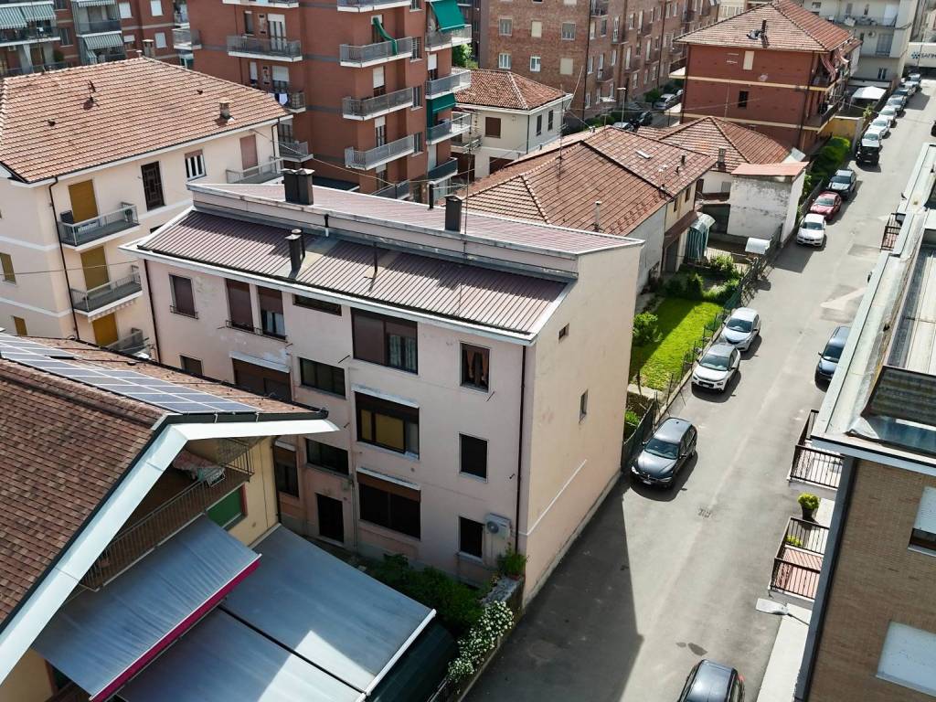 Appartamento a Alba in Via Nazario Sauro, 13 - Foto 4