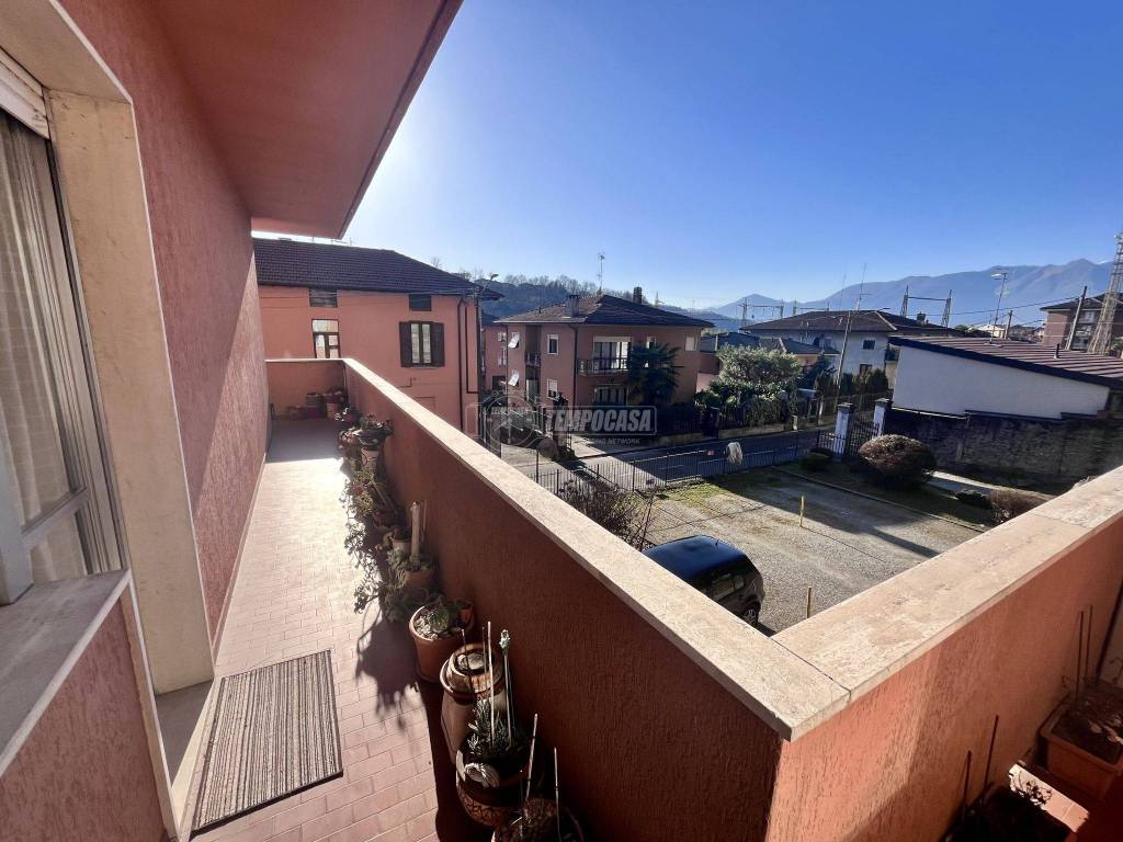 Appartamento a Luino in Via Creva, 99 - Foto 4