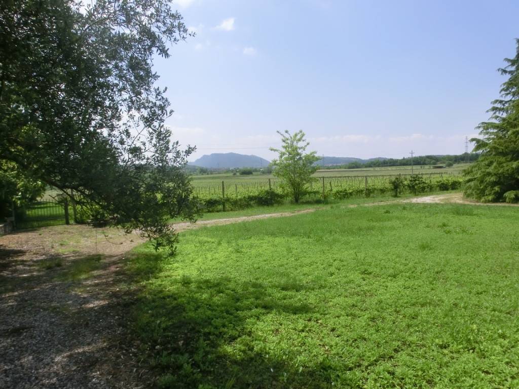 Terreno a Caprino veronese in Via Androna - Foto 1